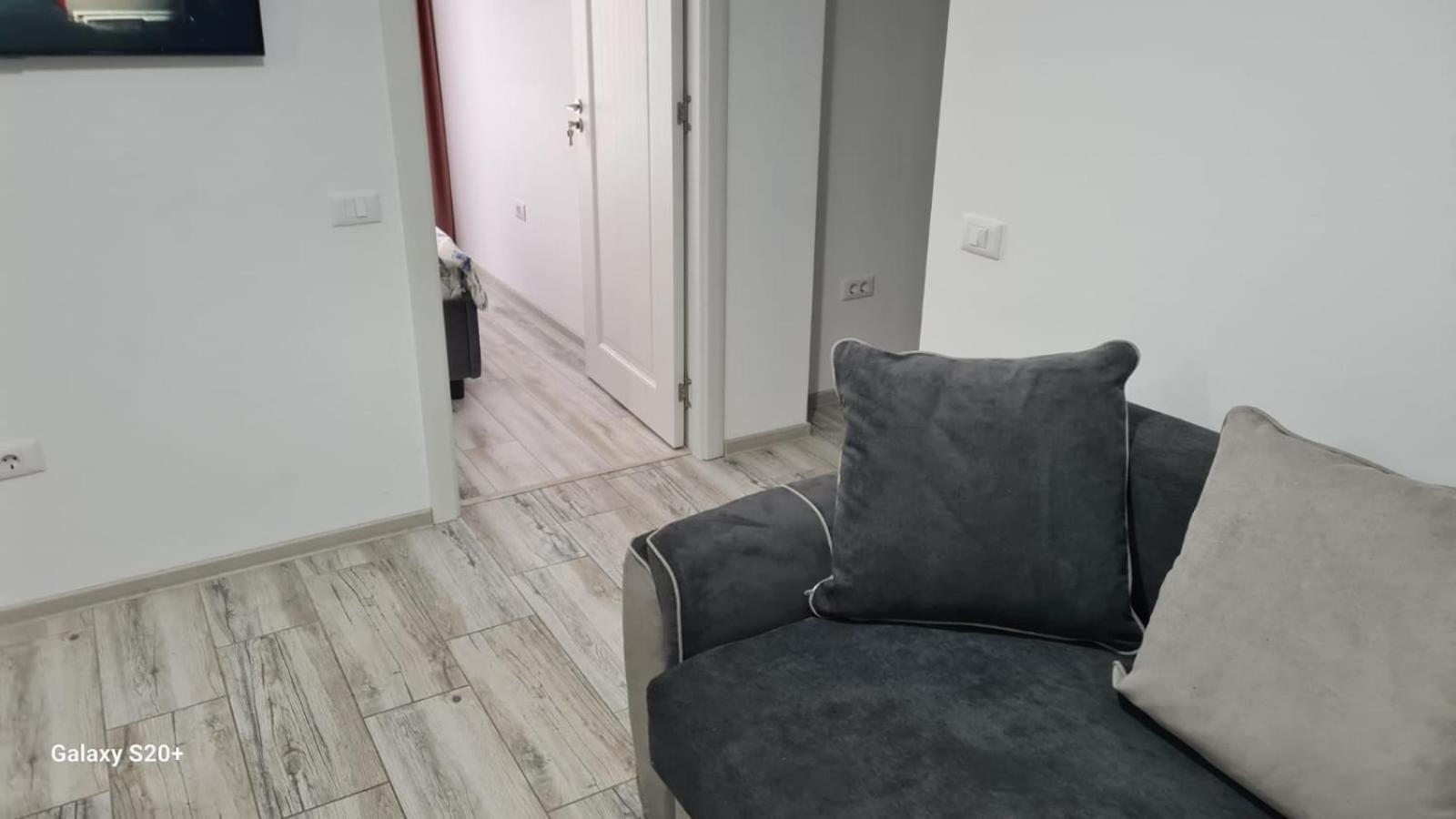 Apartament David Râmnicu Vâlcea 外观 照片